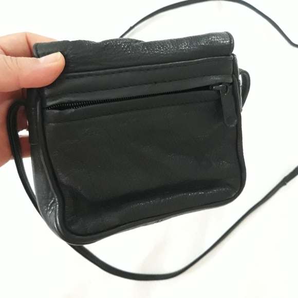 Vintage Genuine Leather in Black  Mini Crossbody Bag - Picture 3 of 8